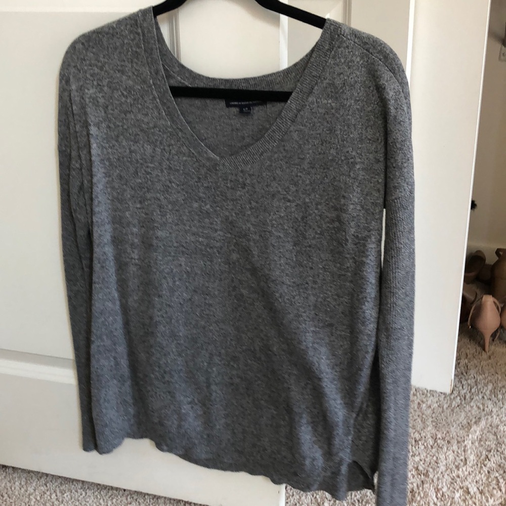 American Eagle - gray knit sweater